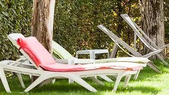 Logis Le Caprice Des Neiges Hotel