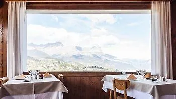 Le Caprice Des Neiges Hotel 2*