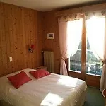 Hotel Le Caprice Des Neiges Combloux Hotell